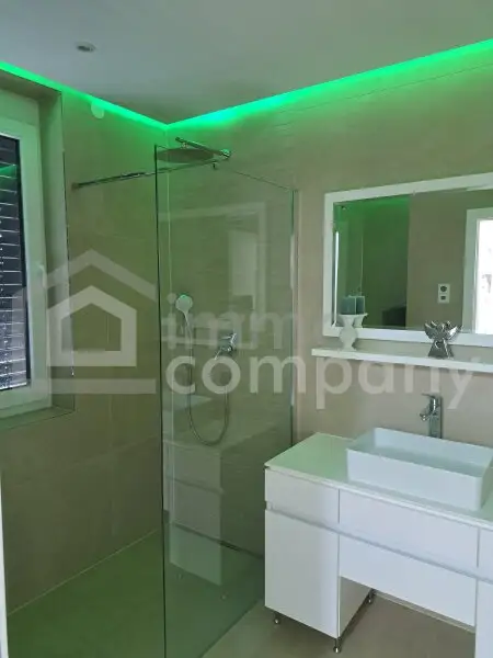 Exklusives Penthouse mit 3 Terrassen und 2 Stellplätzen in Wildon - Luxuriöses Wohnen im Grünen für 349.000,00 €!
