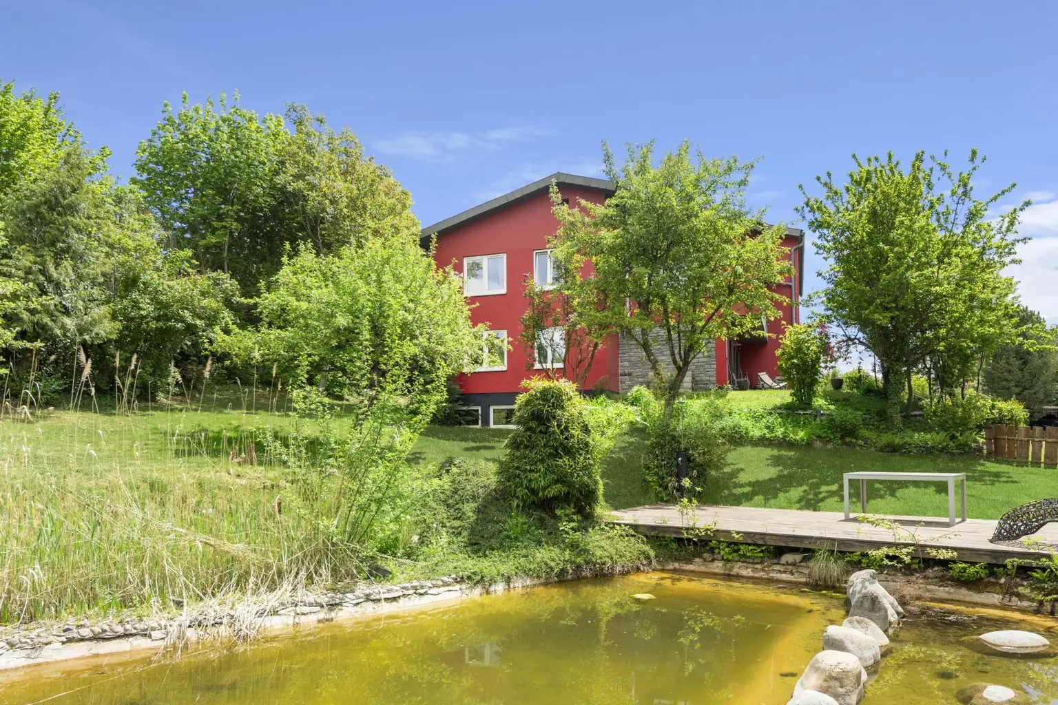 GRÜNES PARADIES
