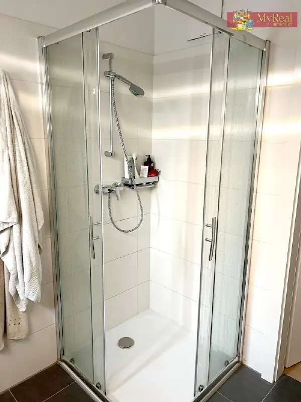 Sehr schöne Vorsorgewohnung mit 2 großen Balkons in der Donaustadt