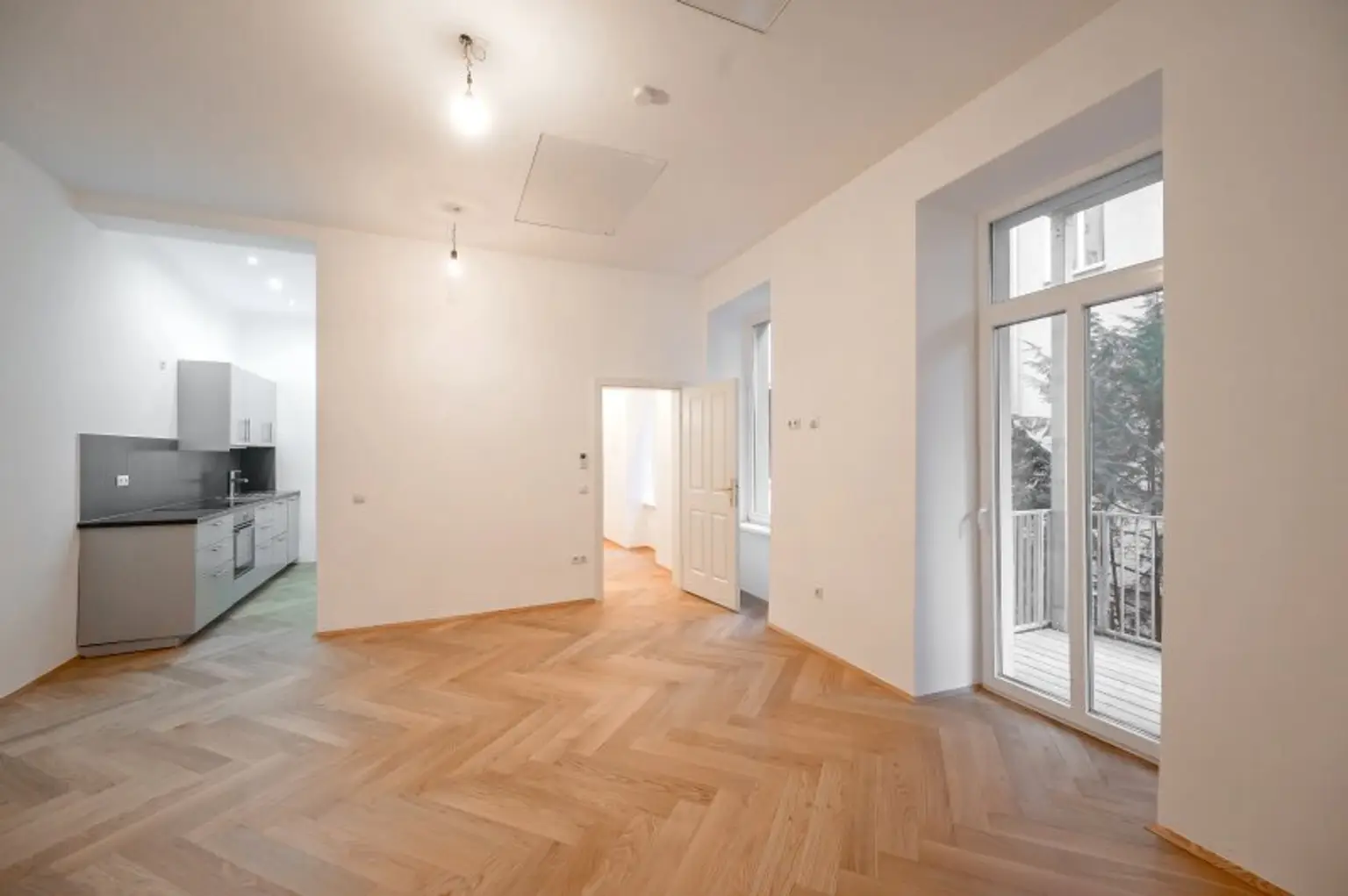 ++NEU++ Fantastische 2-Zimmer Altbauwohnung in bester Lage des 2. Bezirks mit Balkon