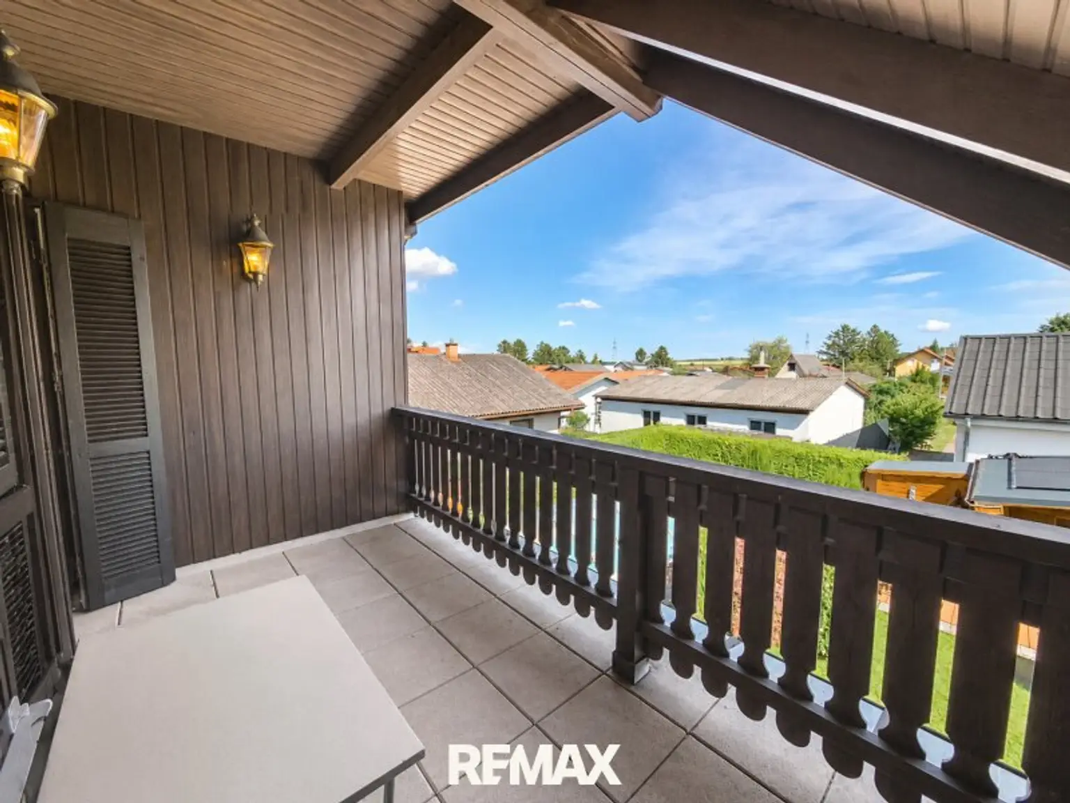 vollüberdachter Balkon