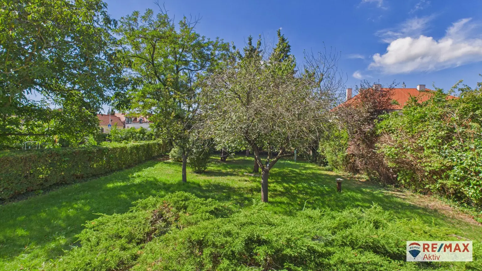 Einfamilienhaus mit großem Garten und viel Potential zur Erweiterung
