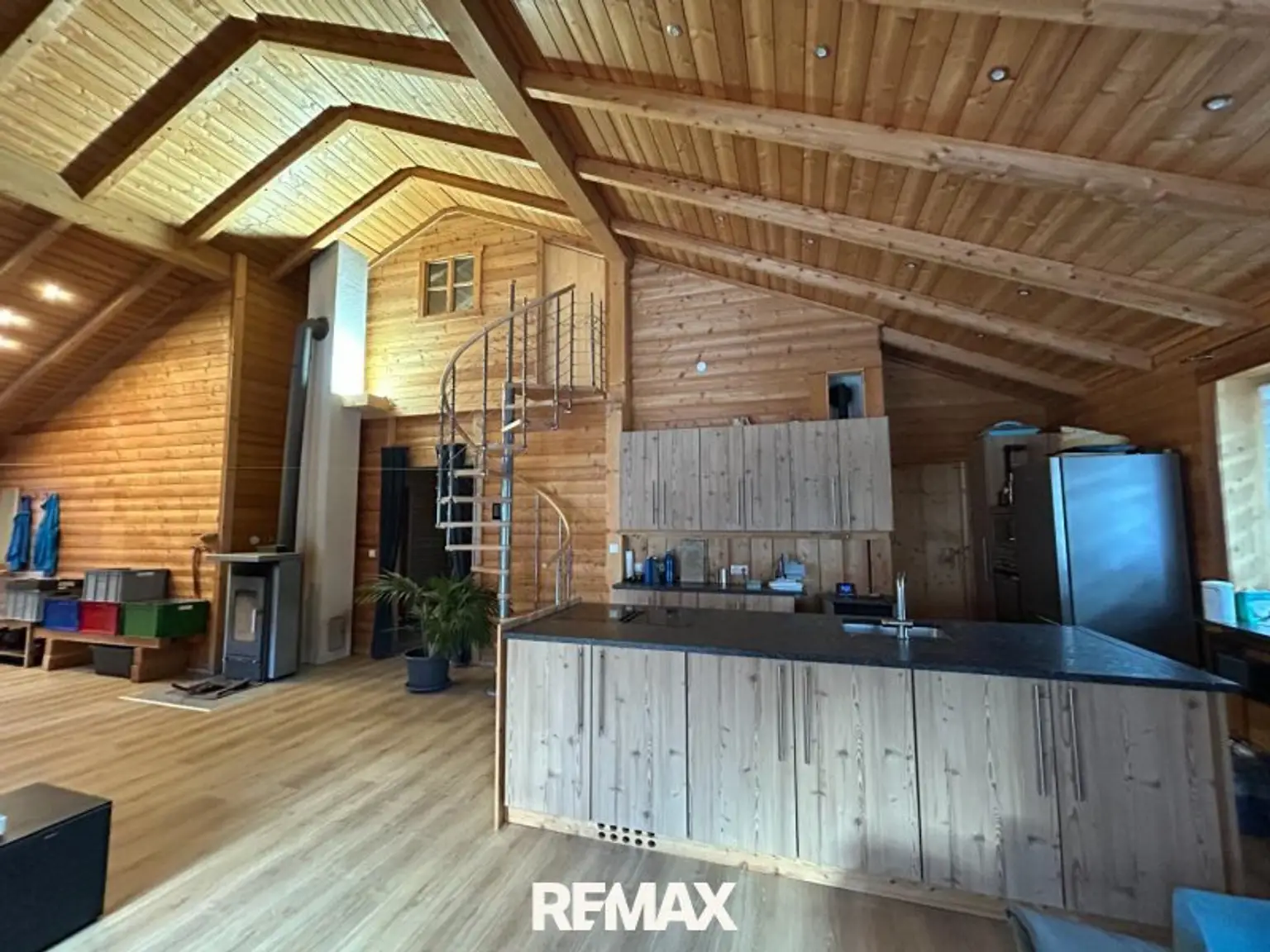 Wohn-Essbereich mit Küche