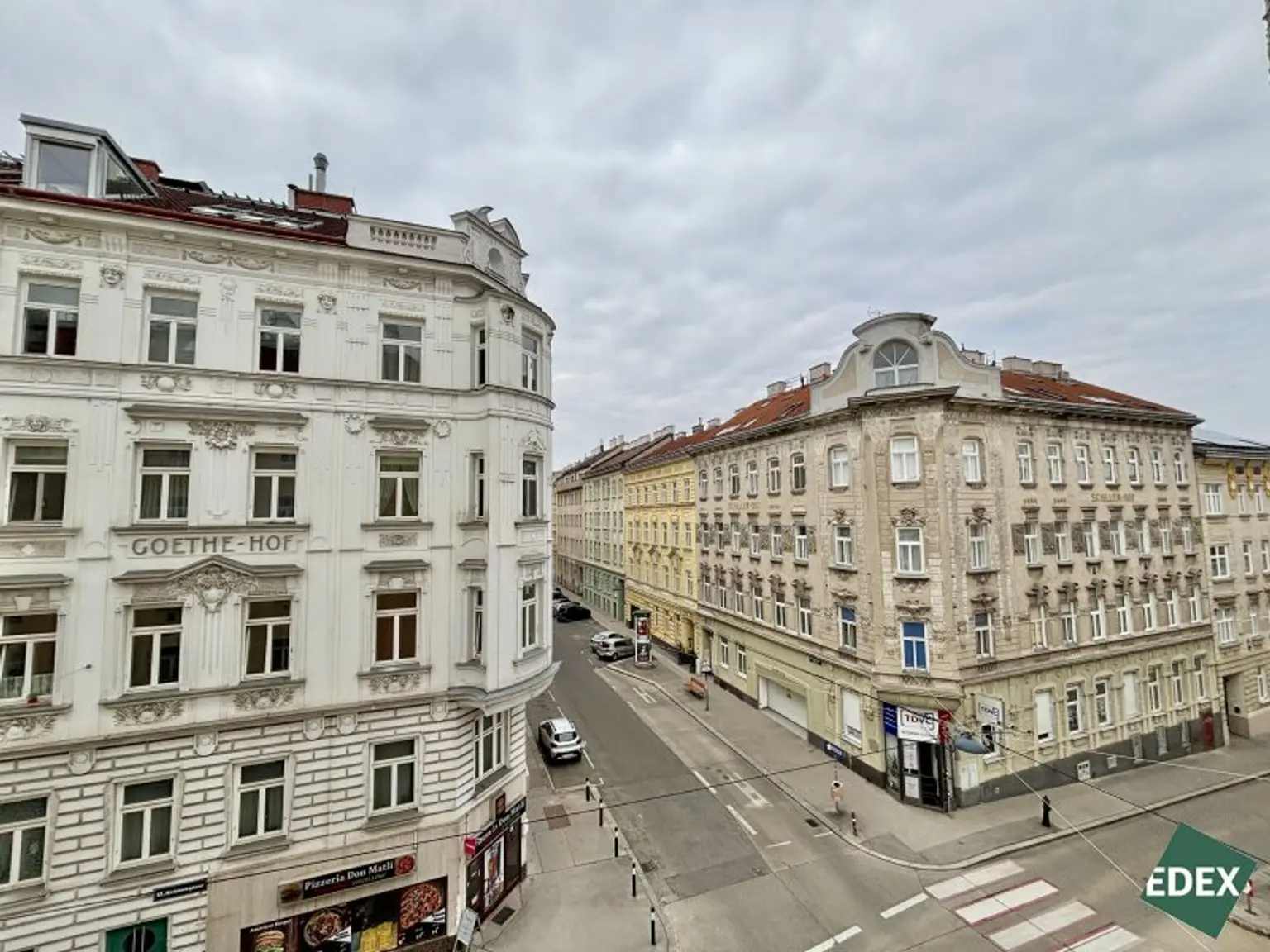 Sanierte 2 Zimmer Altbauwohnung nahe Schloss Schönbrunn - ideal für Singles oder Paare