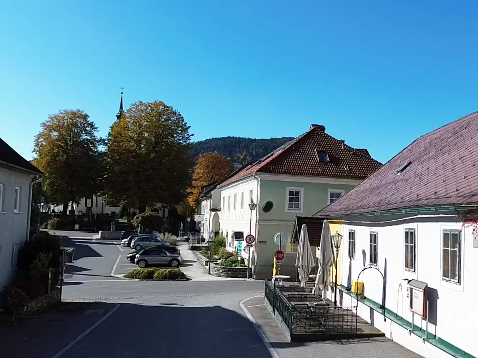 Gasthaus / Weinstube "WEINECK" im Yspertal zu erwerben!