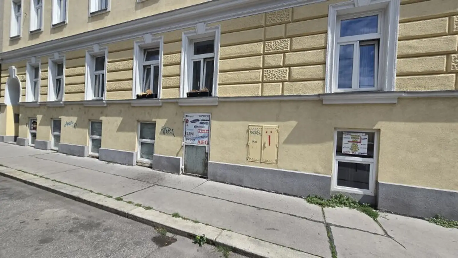 Schöne Geschäftslokal, Gewerbeimmobilien, Souterrain