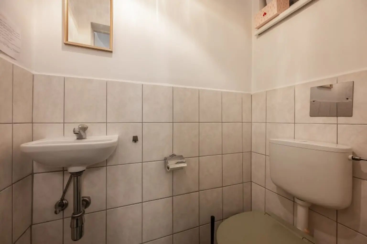 ++NEU++ perfekt geschnittene 2-Zimmer Altbauwohnung, wunderschöner Stilaltbau!