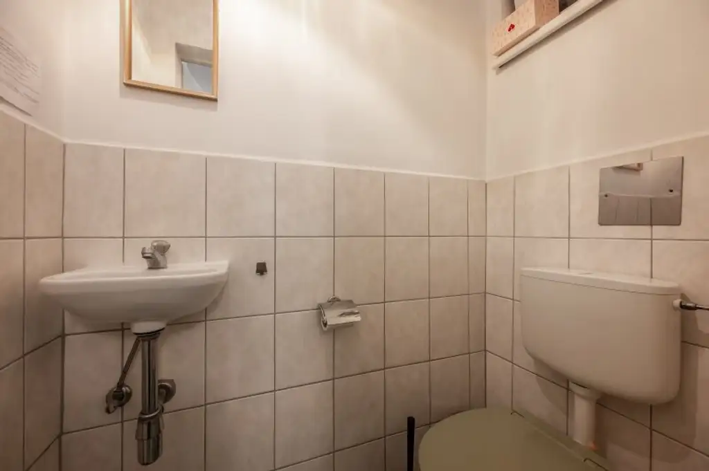 ++NEU++ perfekt geschnittene 2-Zimmer Altbauwohnung, wunderschöner Stilaltbau!