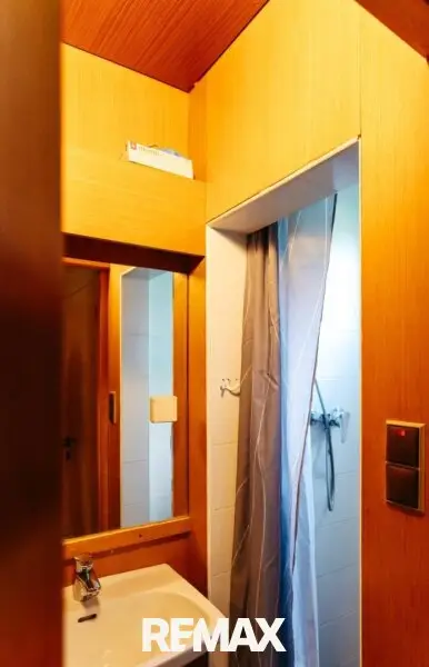 Badezimmer 2