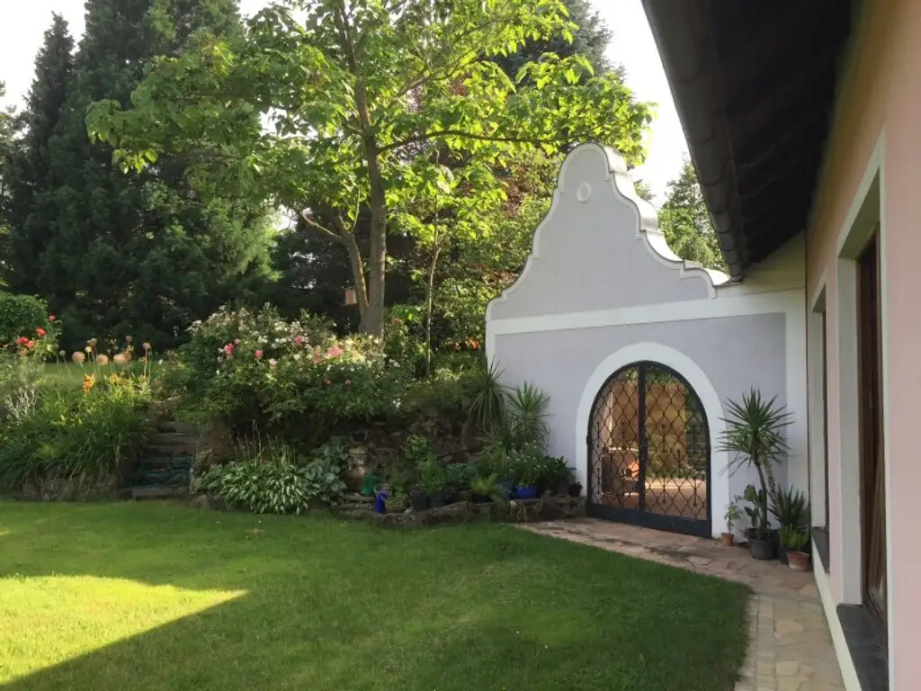 Landhaus in Alleinlage