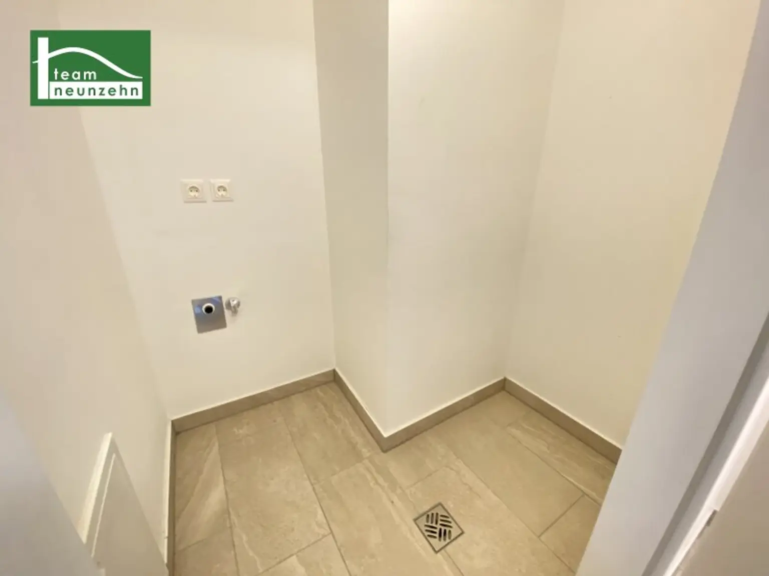 Wohnen im Markhof - Tolle Neubau-Wohnung mit großer Loggia nahe S-Bahn, Schwechat Zentrum und Schwechater Bad! Gemeinschaftliche Dachterrasse!