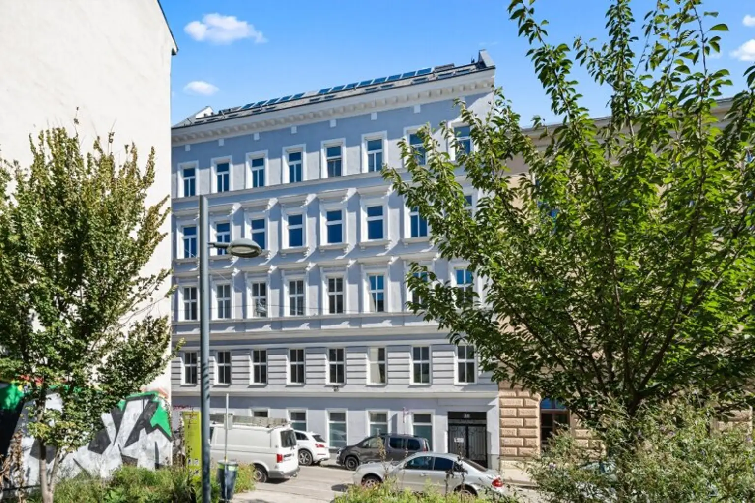 Citynah & modern: sanierte & helle 2-Zimmer-Wohnung in Bestlage zur Mariahilfer Straße