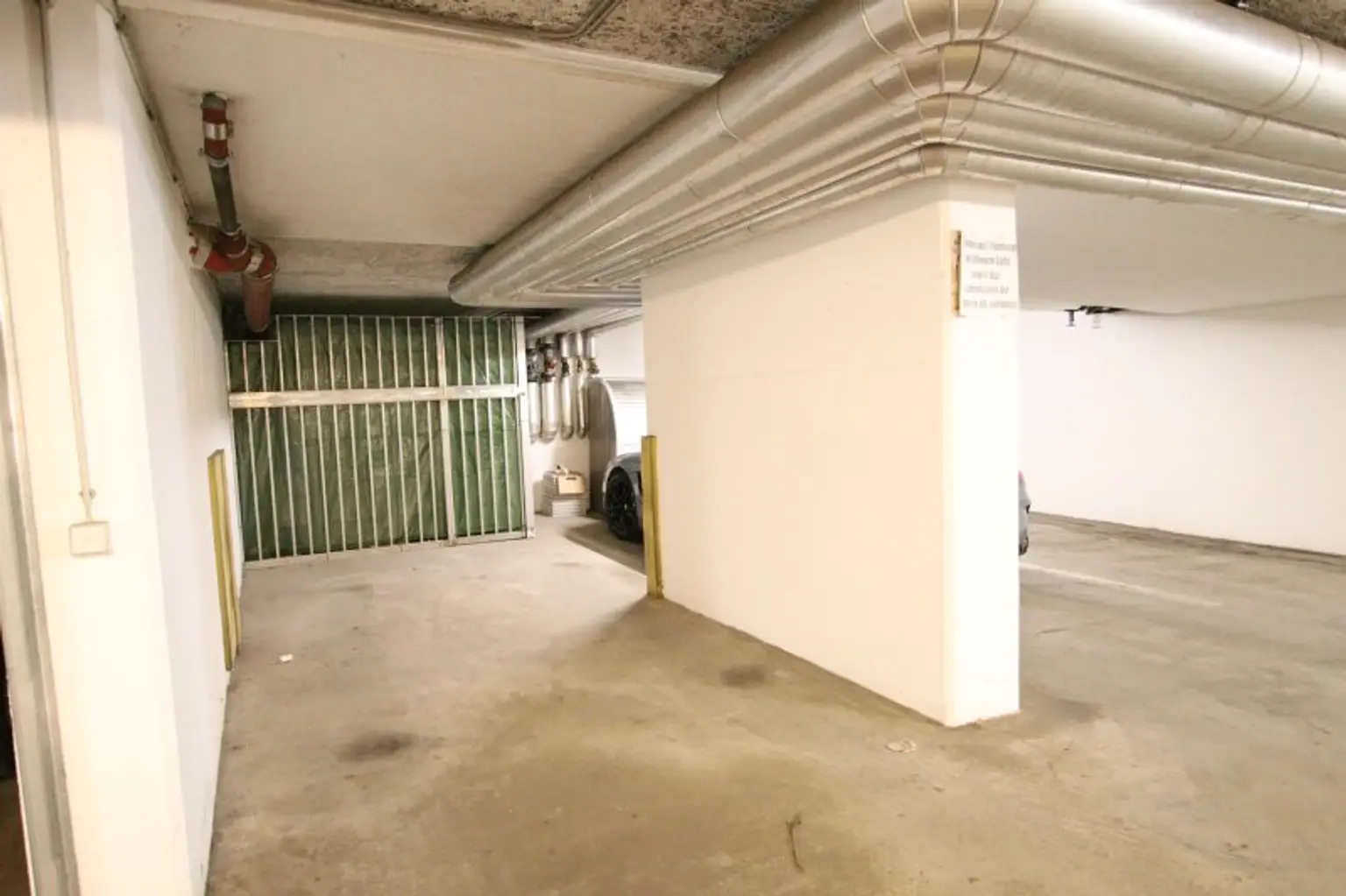 Schöne, vollmöblierte 2 Zi Terrassenwohnung mit XL-Terrasse und Tiefgarage in Waidmannsdorf - Neckheimgasse