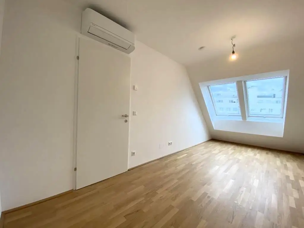 Neubauwohnung im Dachgeschoß mit 10m² Terrasse!!!
