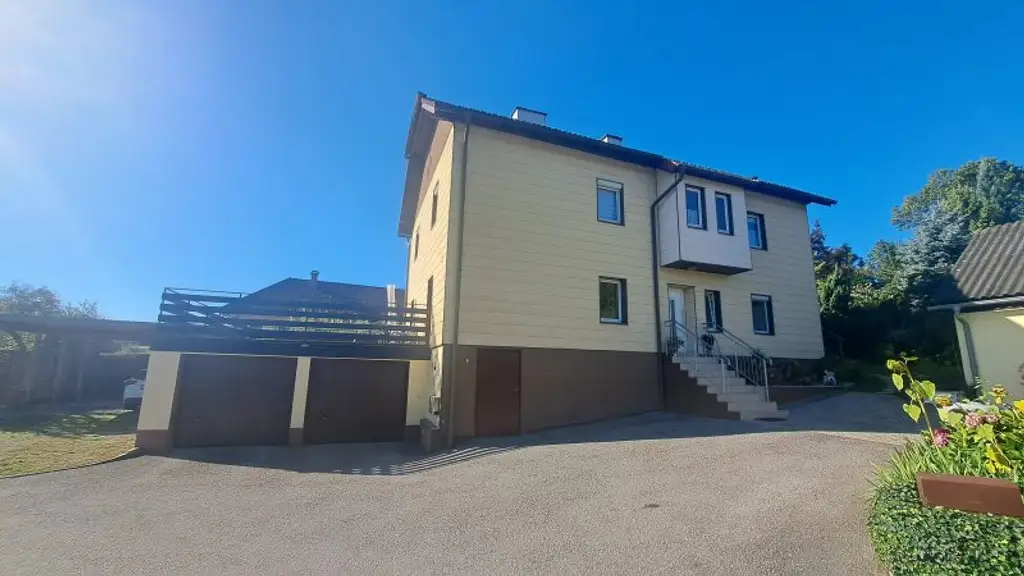 Zweifamilienwohnhaus in Wartberg ob der Aist