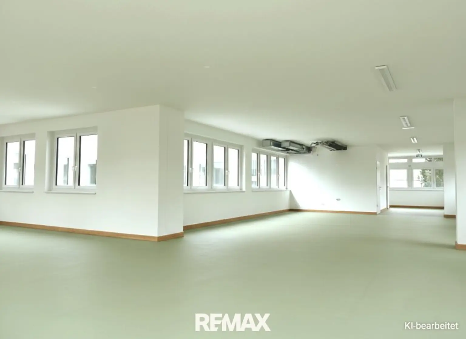 Bürofläche KI bearbeitet