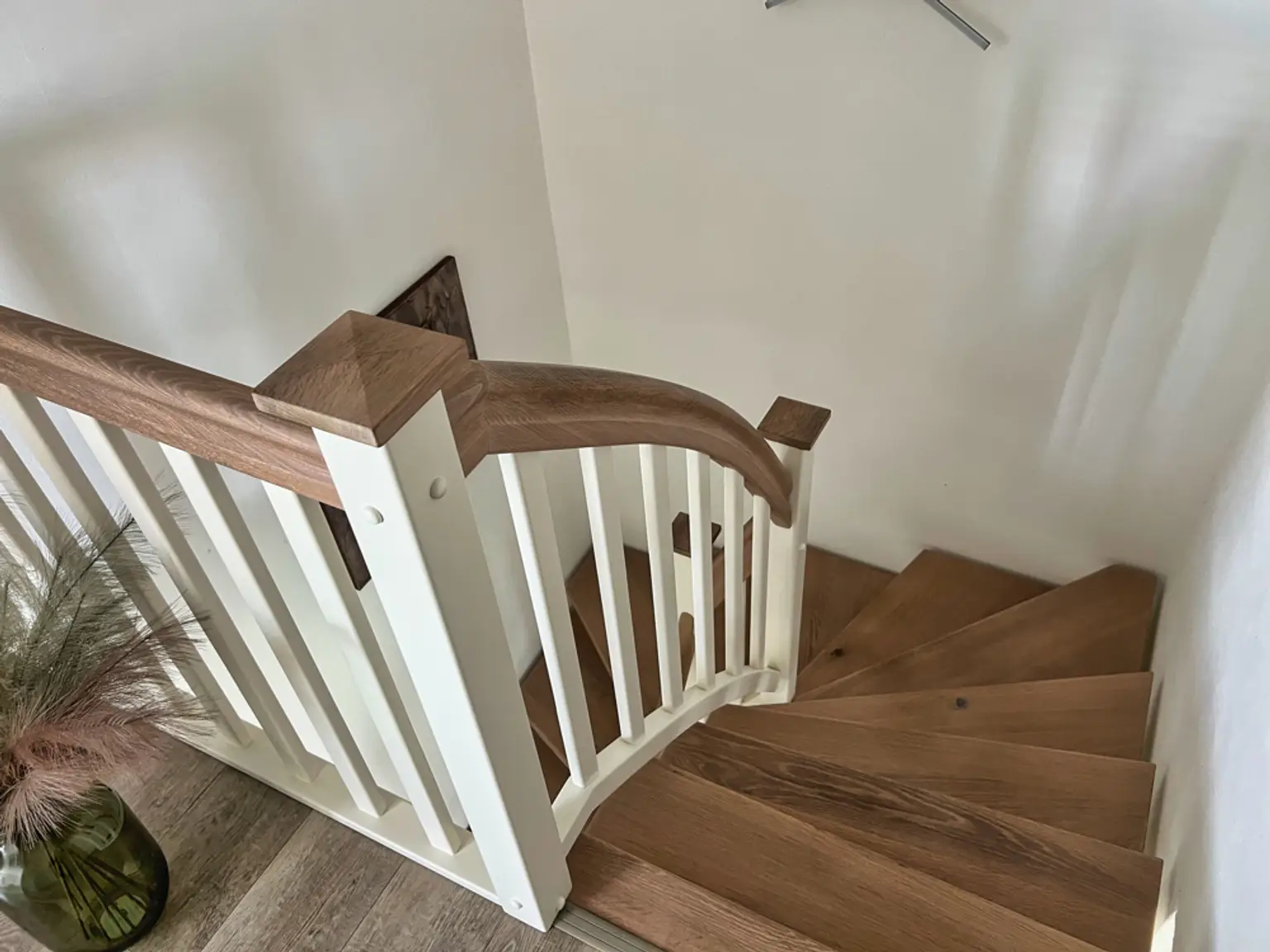 Liebe auf den 1. "Klick"! Neuwertige 2-Stock-Villa mit vielen Extras!