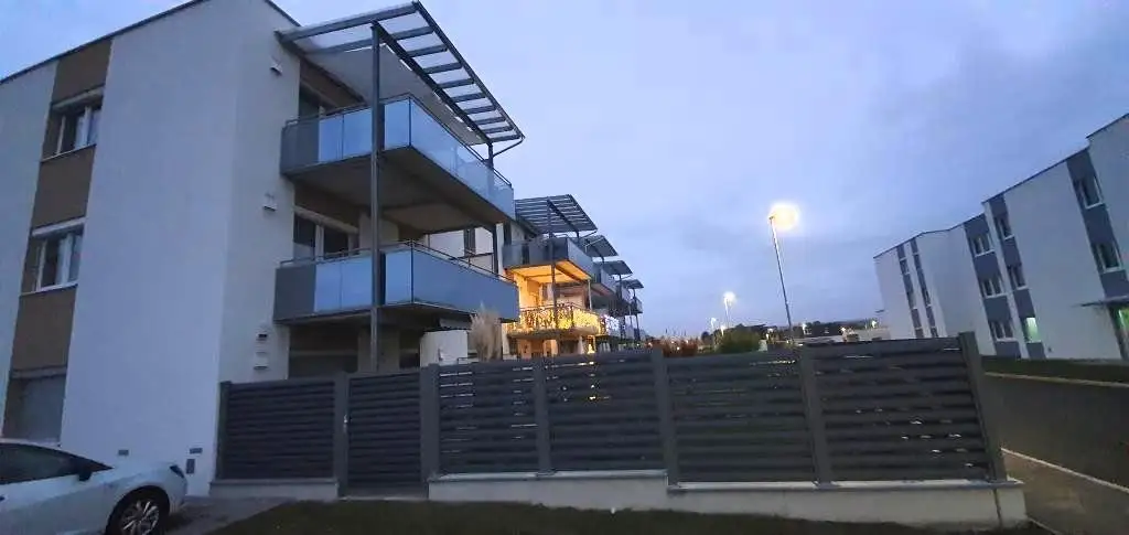 unbefristet, modernes Gebäude - Terrassenwohnung - Michael Stern Gasse