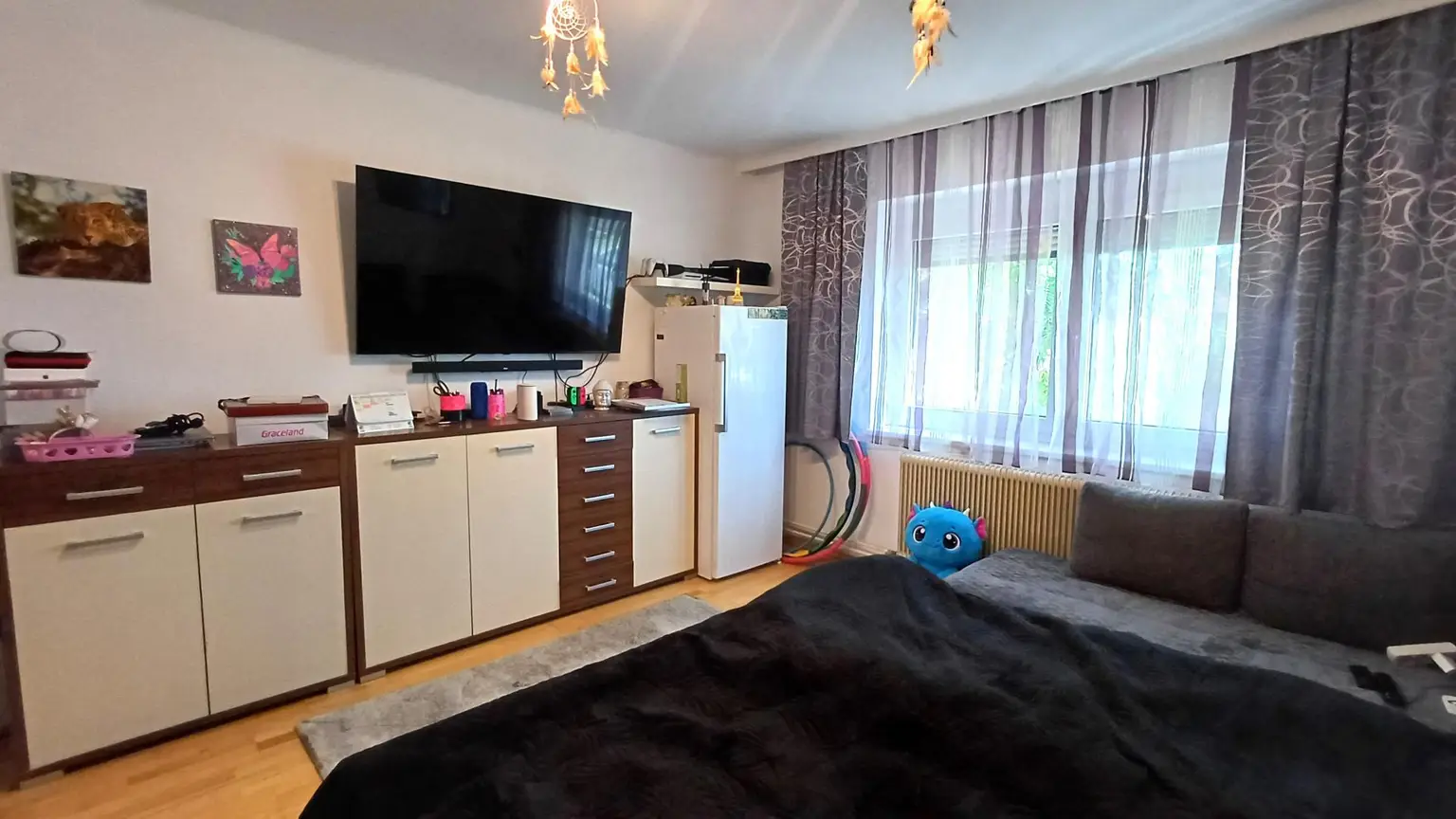 Vollkomfort Einfamilienhaus mit Pool, Sonnenterrasse und großem Garten
