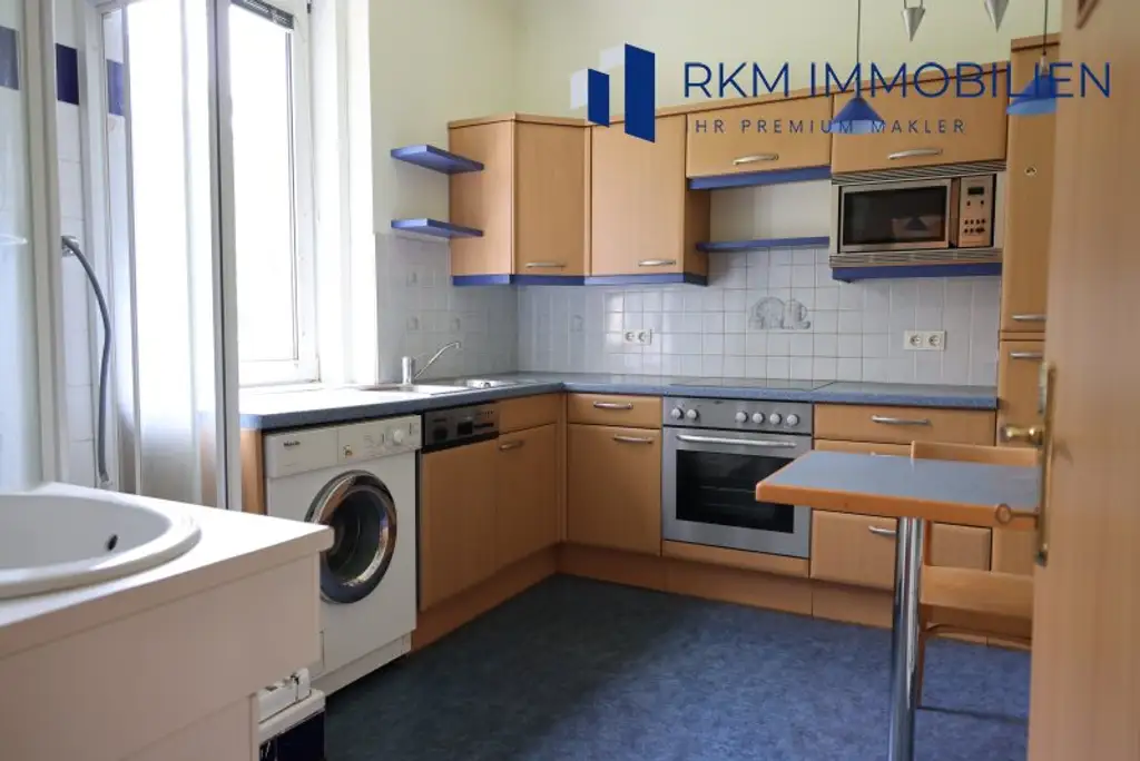 Traumhaftes Einfamilienhaus in Wien 1230: 9 Zimmer, Garten, Balkon und Garage!