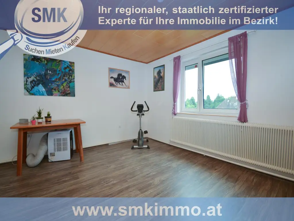 Urbanes Zweifamilienhaus mit exquisitem Garten voller Pfirsiche!