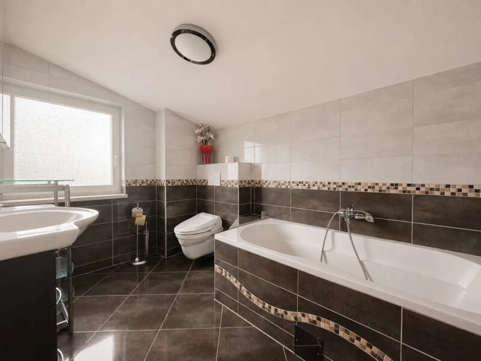 OG: Badezimmer