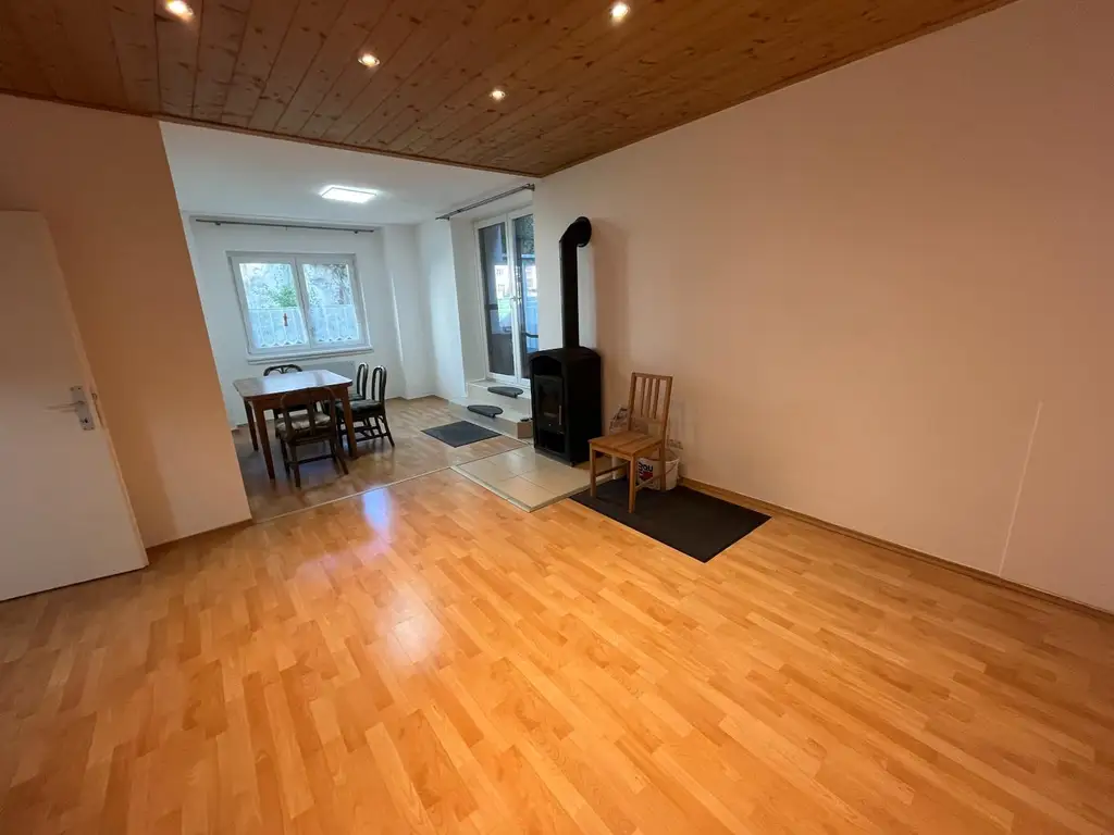 Charmante Wohnung mit Terrasse - perfekt für Paare oder Singles!
