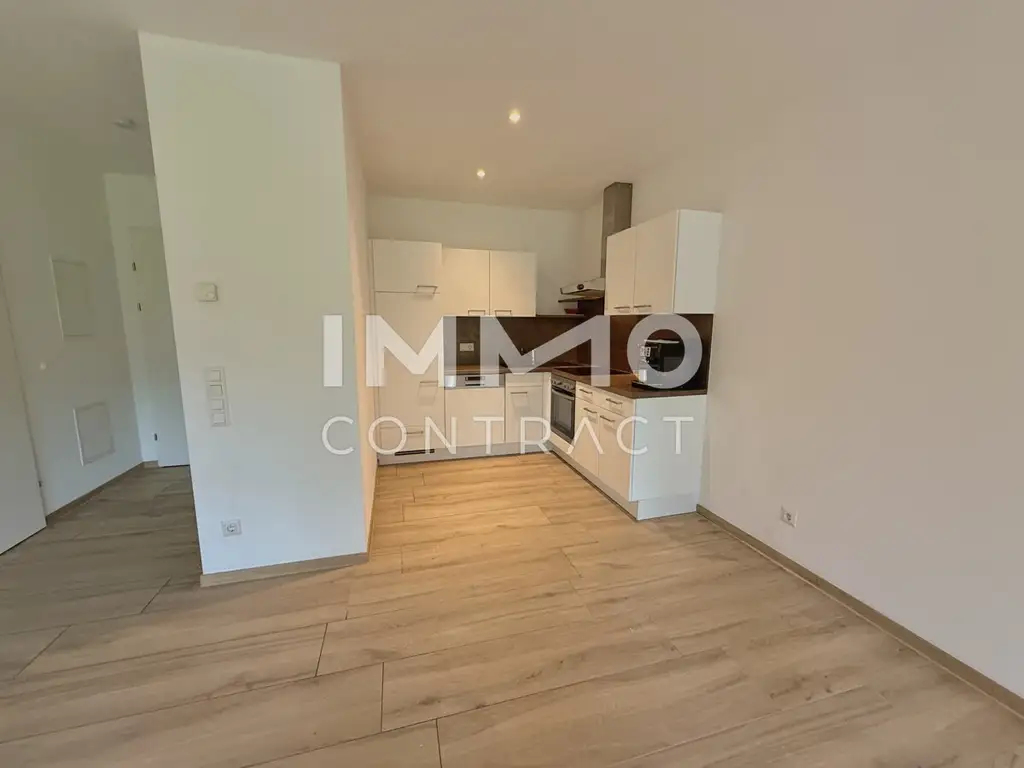 Ideale 2-Zimmer Gartenwohnung mit Tiefgarage und Parkplatz