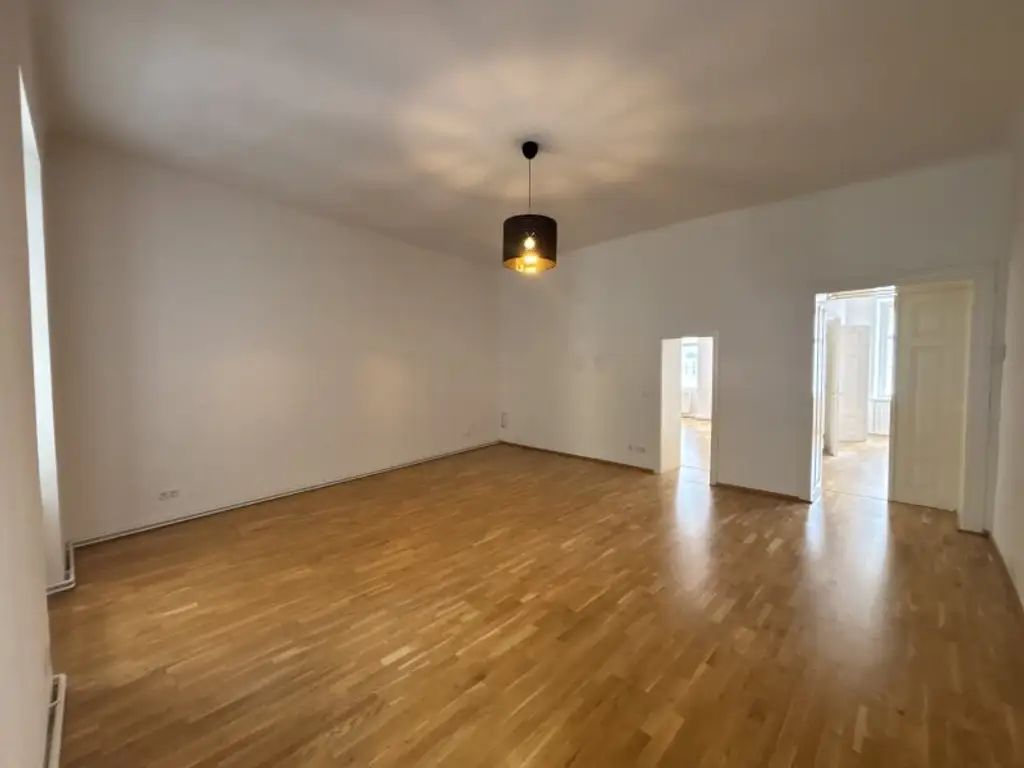 Im Herzen vom ALSERGRUND + GERÄUMIGE 4 Zimmer-Wohnung + nahe ARNE-KARLSSON-PARK!