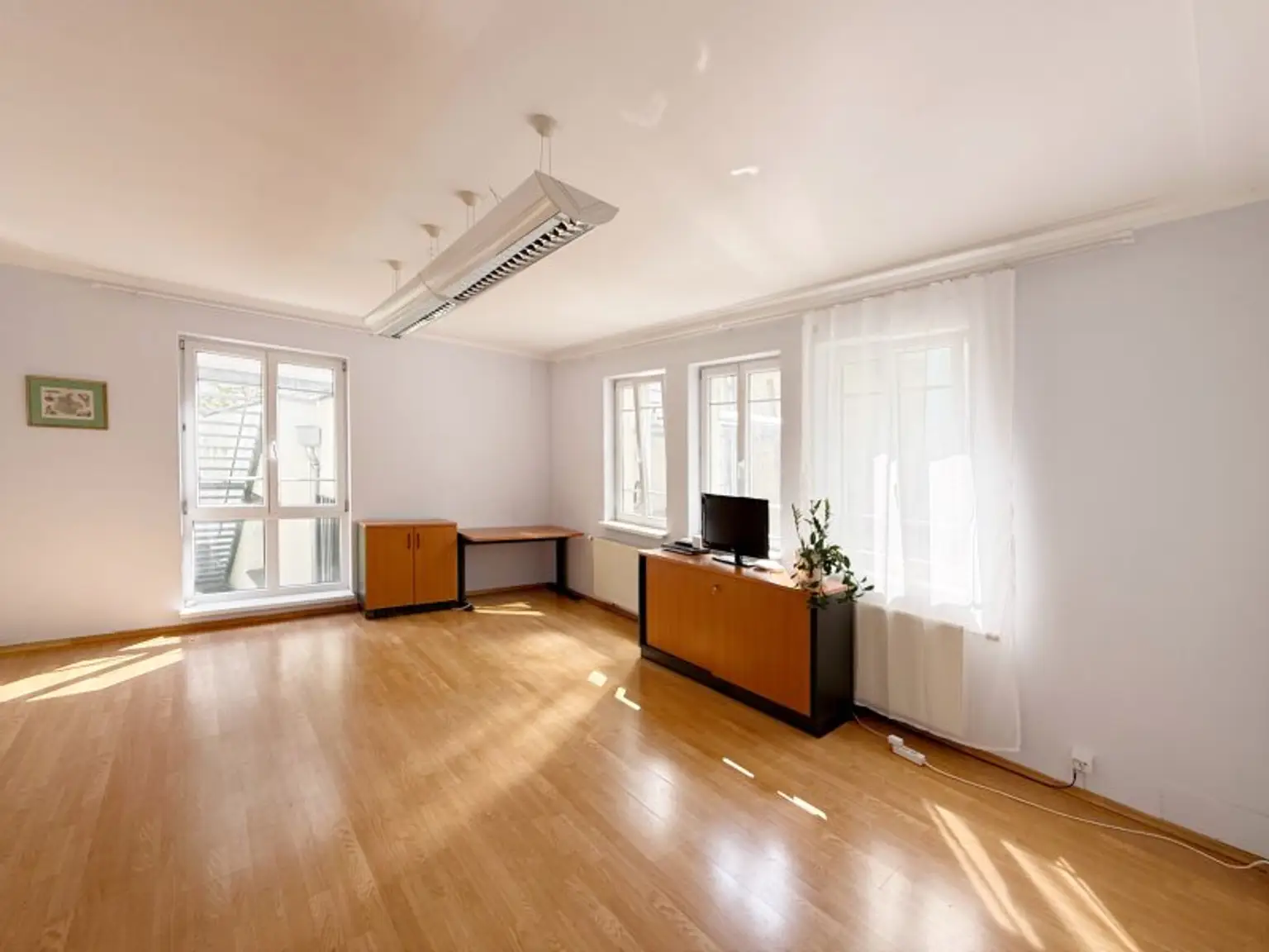 Helle, zentrale 3-Zimmer-Wohnung – teilmöbliert & WG-tauglich