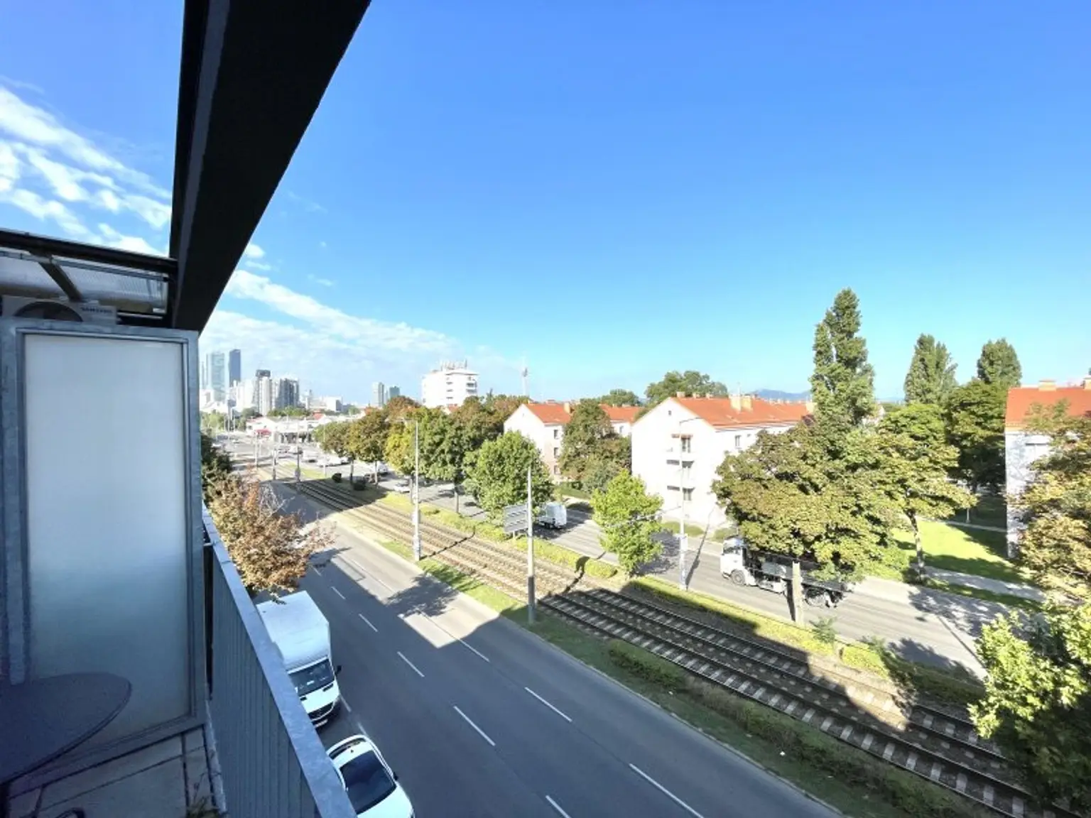 ***Vollmöblierte 2-Zimmer-Mietwohnung mit Balkon in 1220 Wien – Nähe Alte Donau & U1 Kagran***