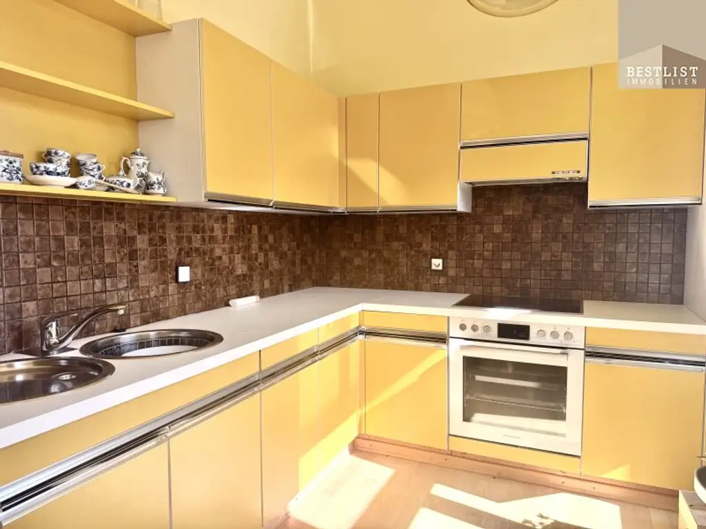 Charmantes Stadthaus in Baden – ruhige Lage mit großem Garten & Entwicklungspotenzial