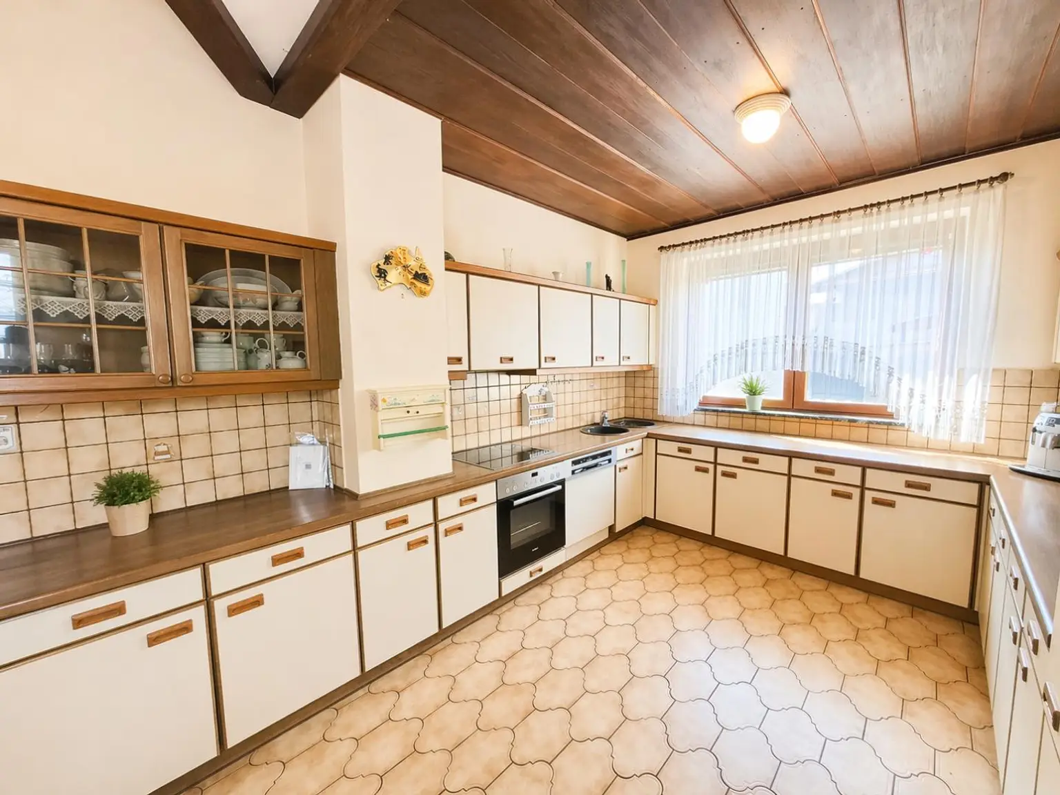 Küche Hauptgebäude