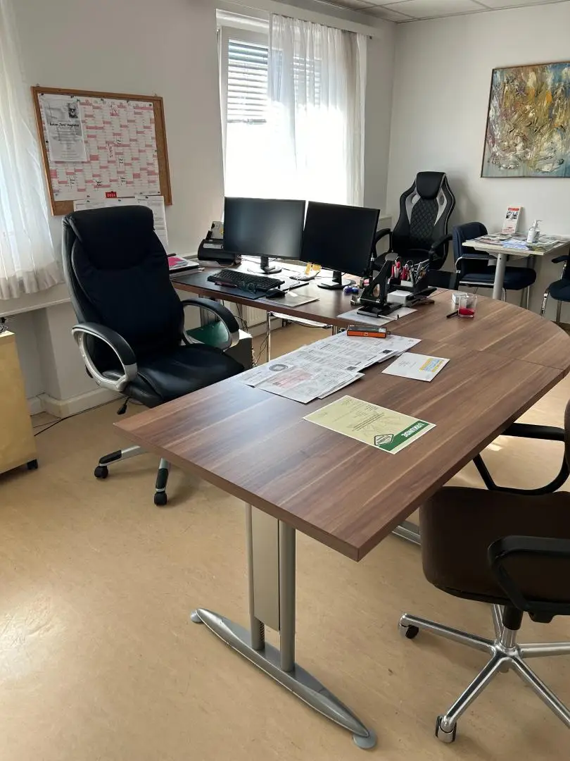 die ersten 3 Monate mietfrei---Büro im Oberbank-Gebäude 2.OG