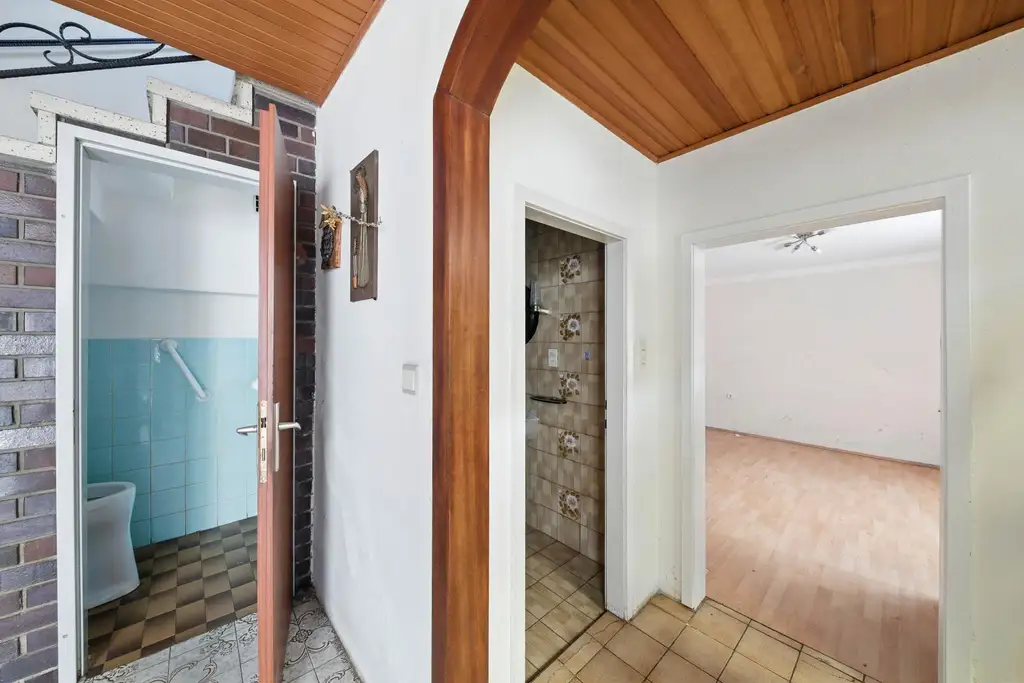 CHARMANTES LANDHAUS MIT STADL IN GOGGENDORF!