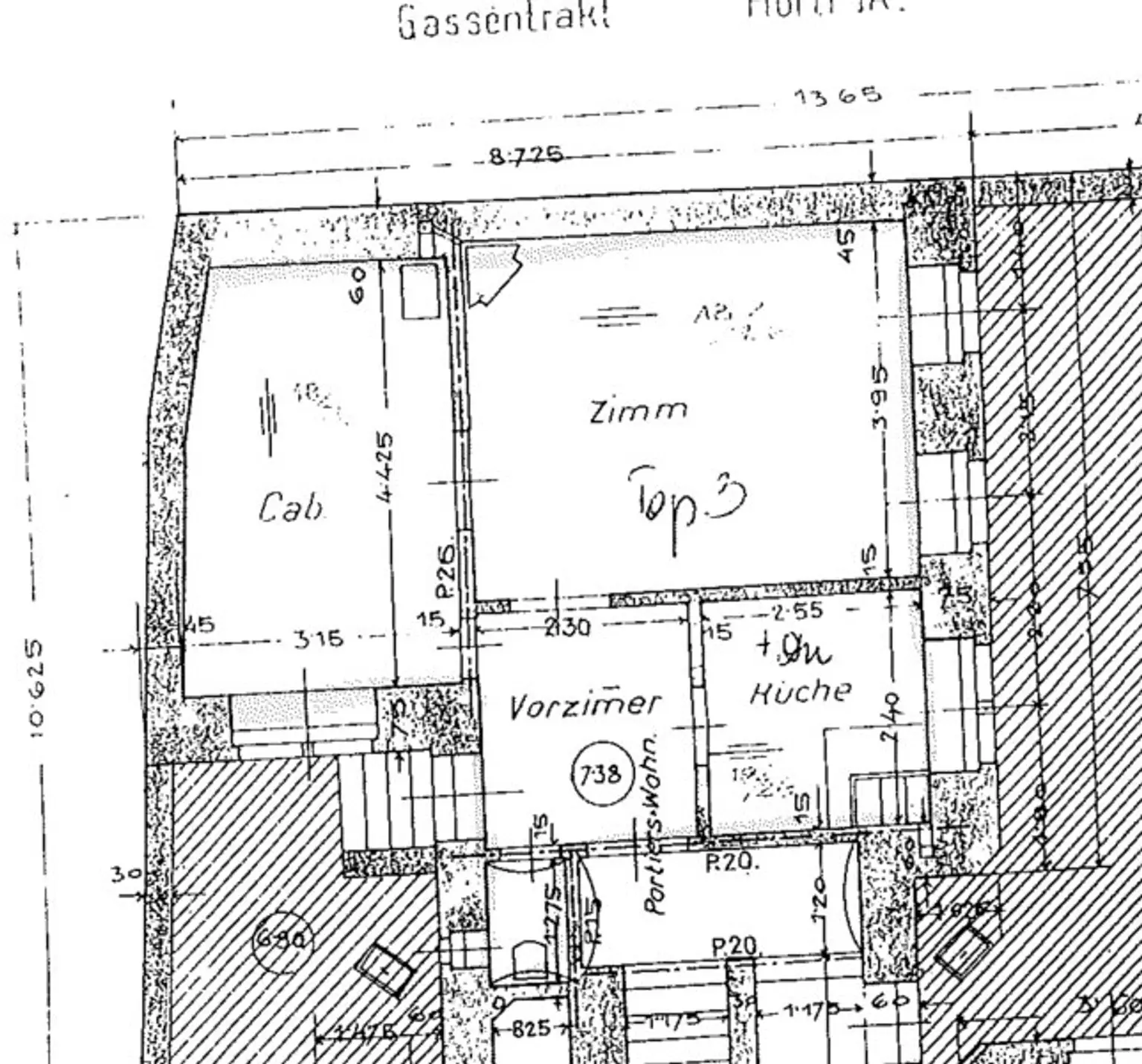 Sanierungsbedürftig | 2 Zimmer Altbau-Wohnung | ruhige Innenhoflage | zentral begehbar