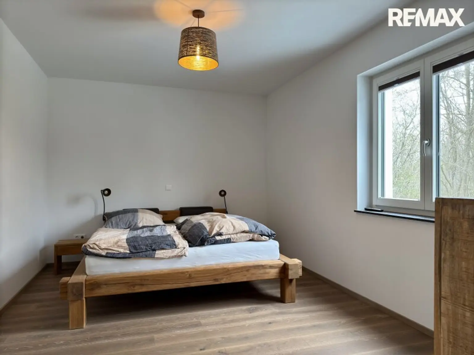 Seeluft - Einfamilienhaus auf Pachtgrund mit ca. 189 m² Wfl. am Neudörflersee zu kaufen!