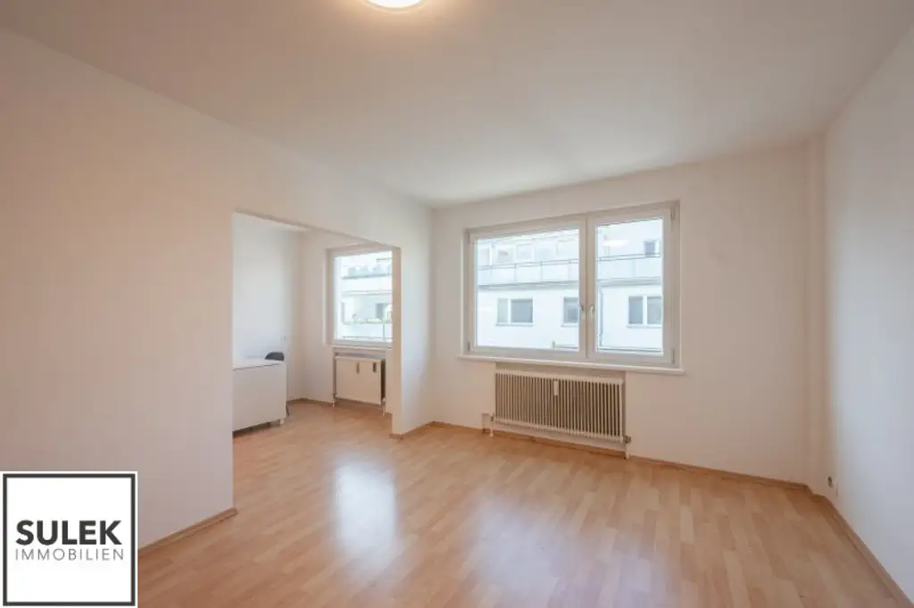 Single Hit Wohnung mit praktischem Grundriss direkt an der U1 - ab 1.11.25!