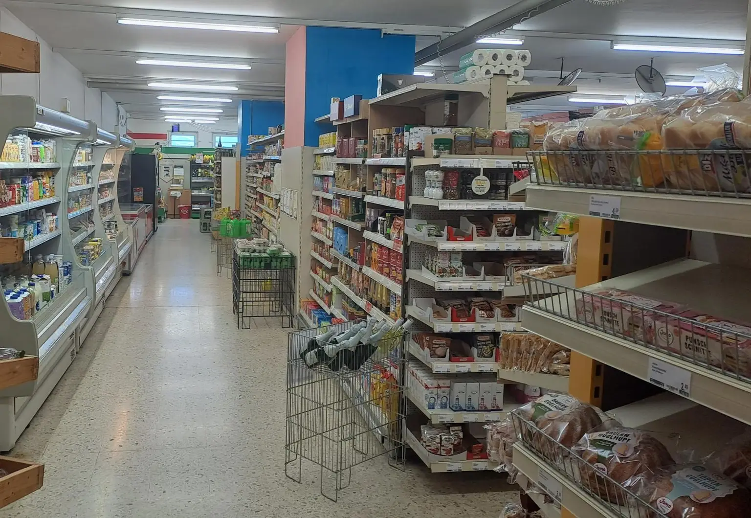 GESCHÄFTSLOKAL MIT VIELEN NUTZUNGSMÖGLICHKEITEN IN ZENTRALER LAGE