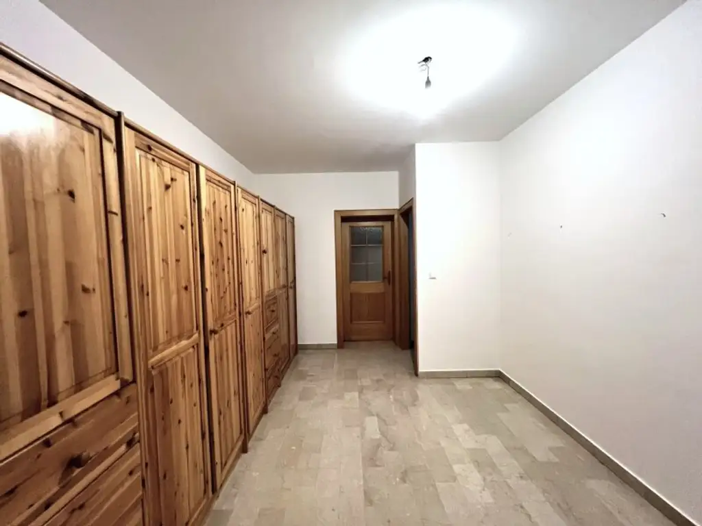 Rarität (!) Großzügige Villa in Badener Bestlage am Mitterberg mit prächtigem Garten - zentrumsnahe (!)