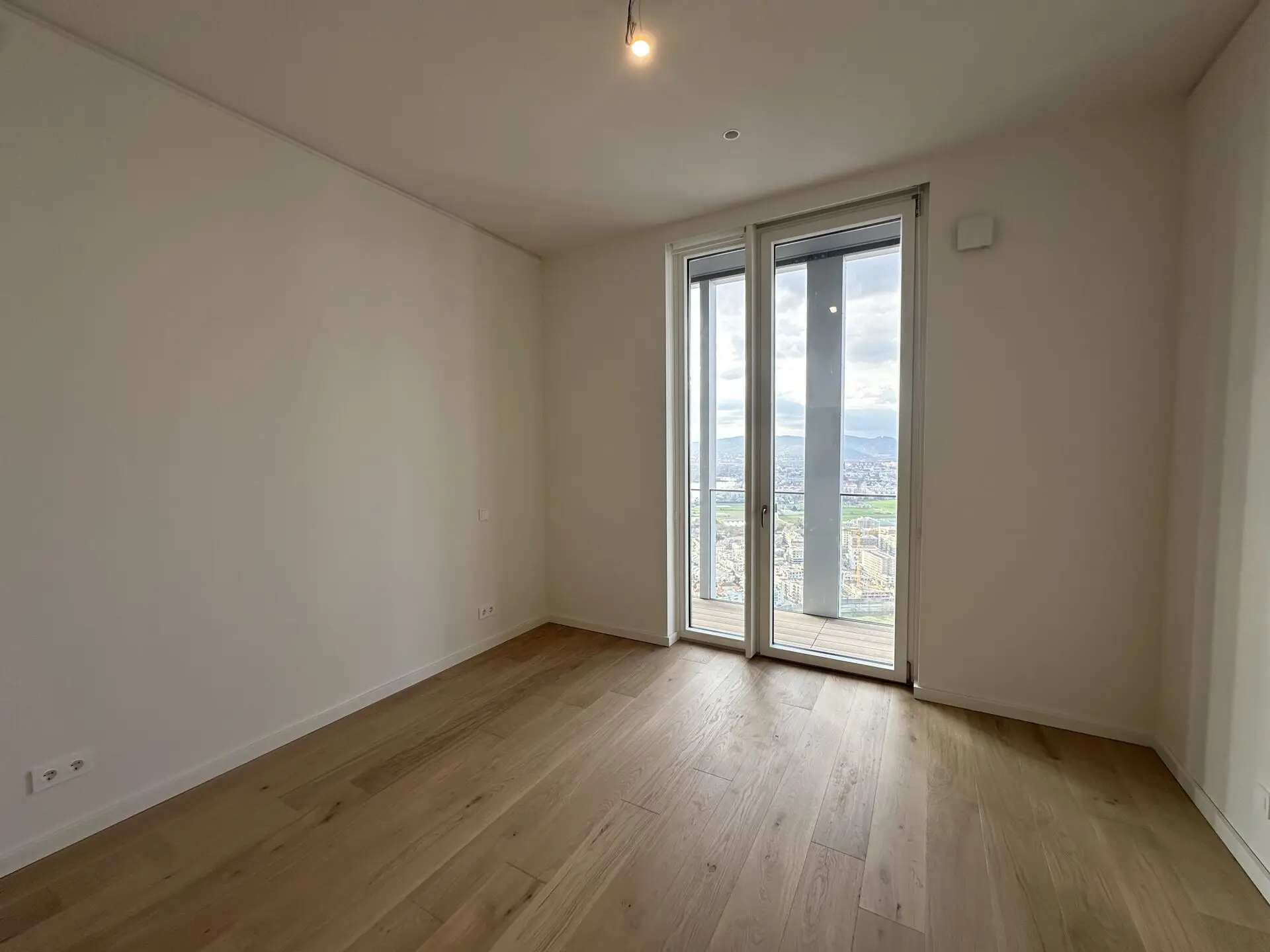 20260312_144843357_iOS