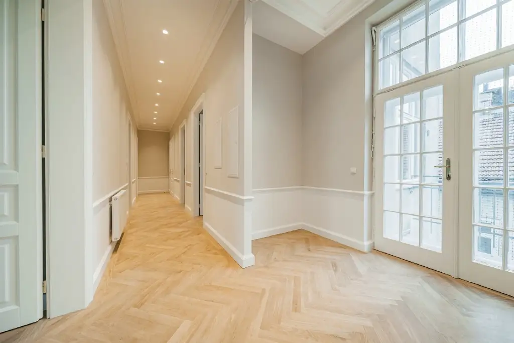 Top Sanierte Wohnung in 1060 zu vermieten