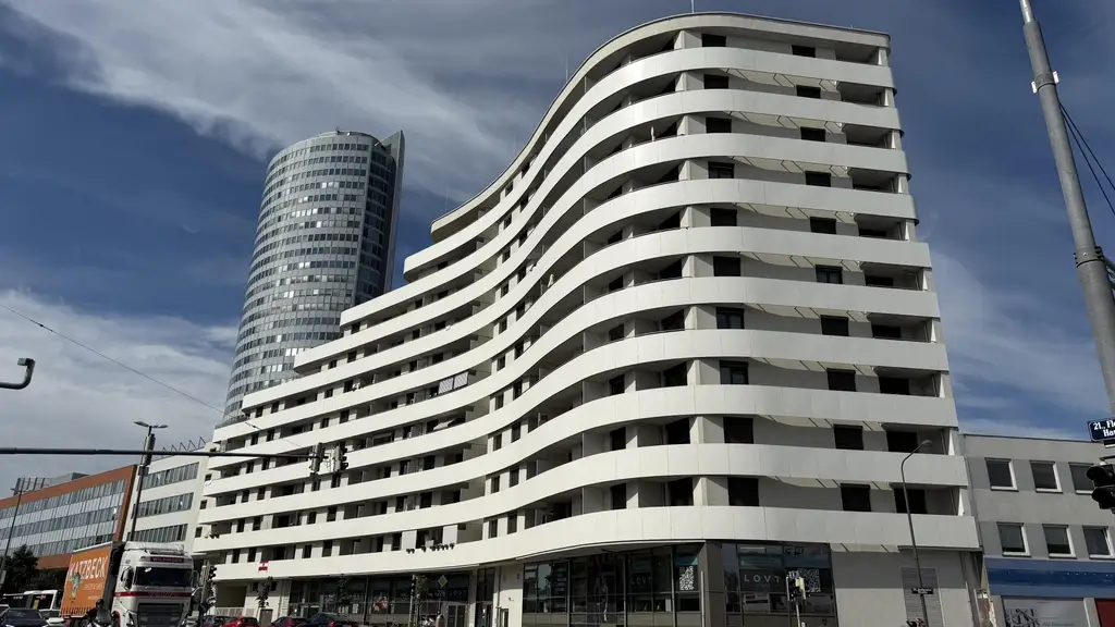 11.OG: Top-ausgestattete Neubauwohnung mit 7m² Loggia