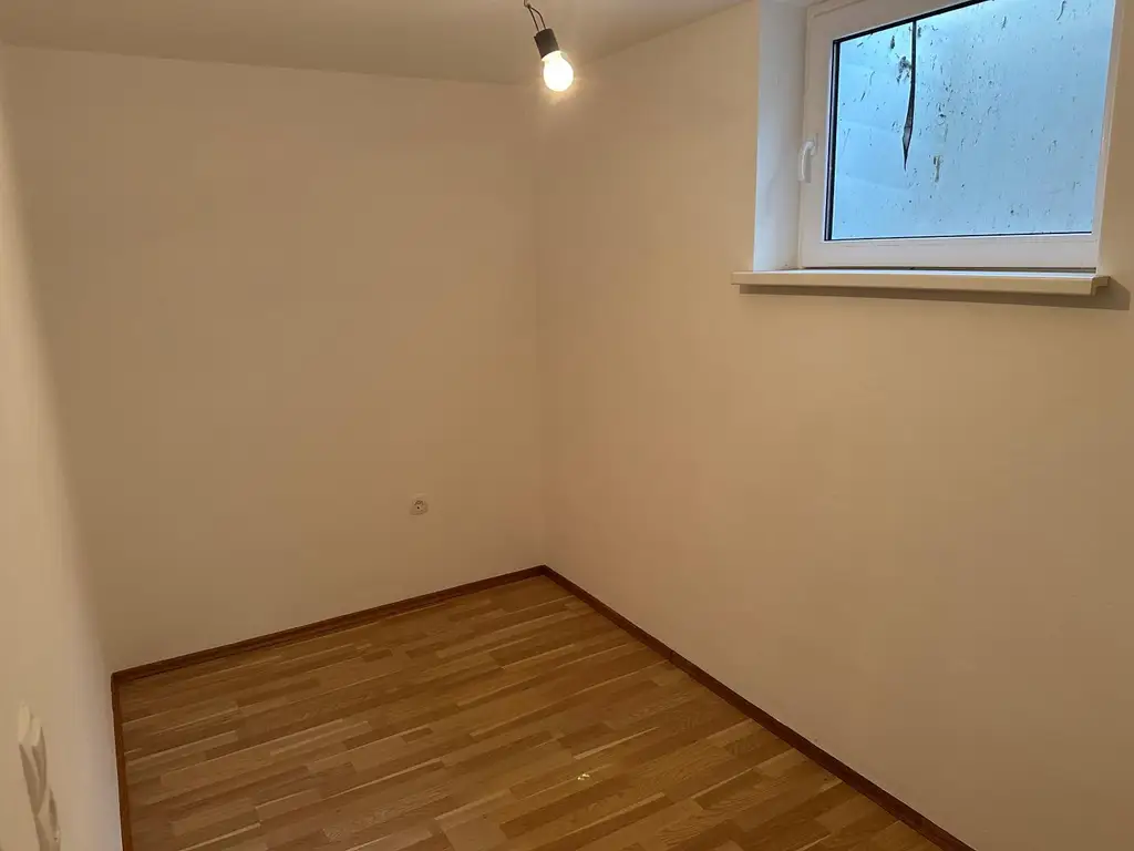 Wohnung zu vermieten, ideal für größere Familien