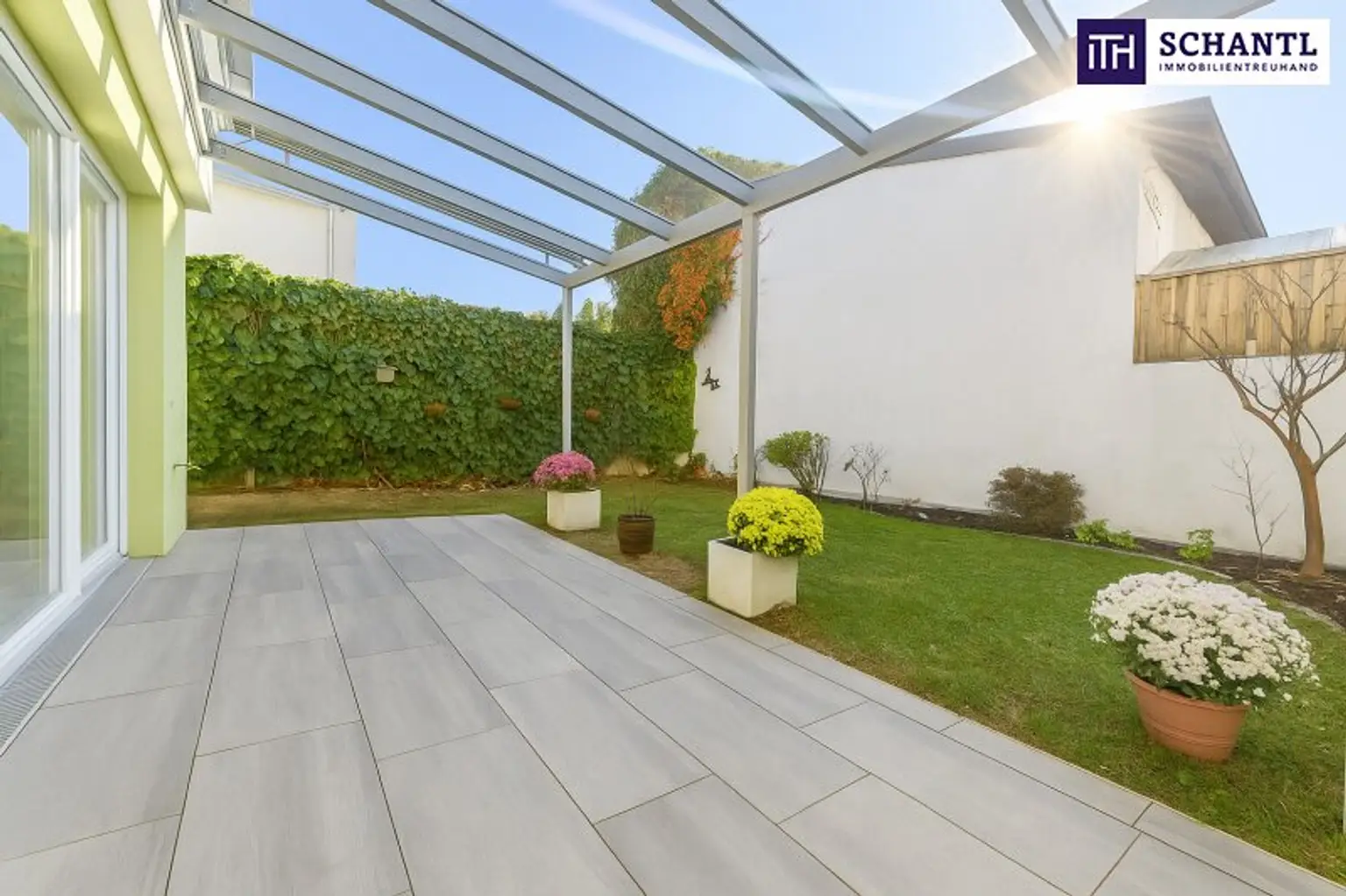 Wo Sonne, Wasser und Raum sich treffen – Ihr neues Familienglück nahe oberem Mühlwasser + Klimaanlage + uneinsichtiger Garten + Stellplatz + Eigengrund