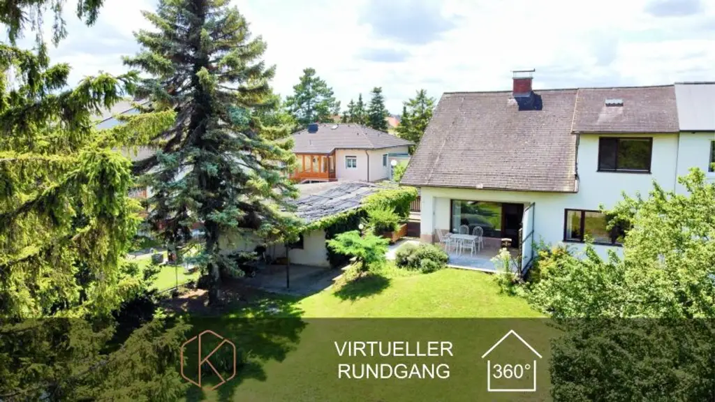 Bemerkenswertes Einfamilienhaus mit viel Entwicklungsmöglichkeit | Pool | Sauna | großer Garten
