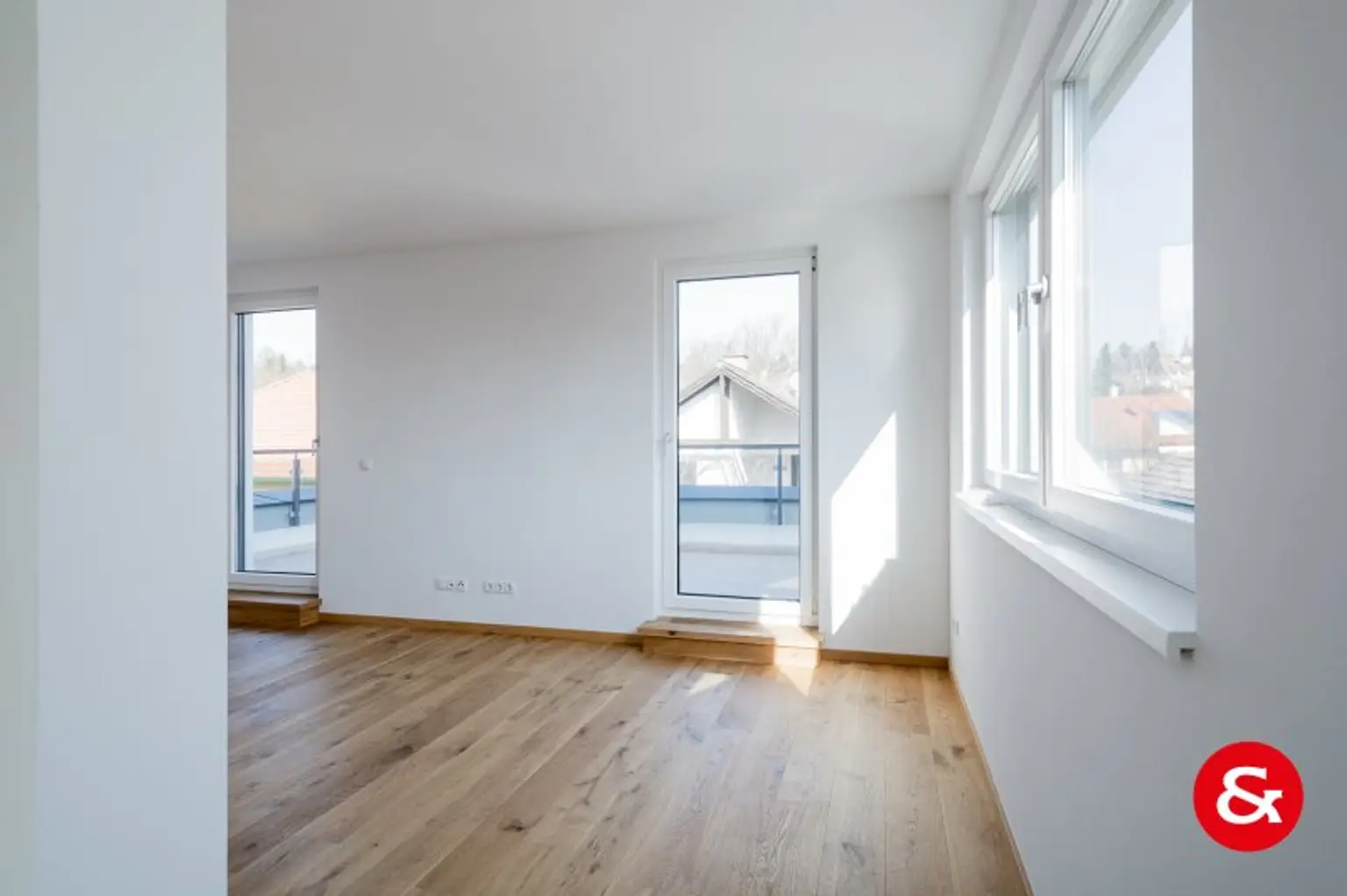 Modernes, klar gestaltetes Einfamilienhaus mit viel Platz und Technik!