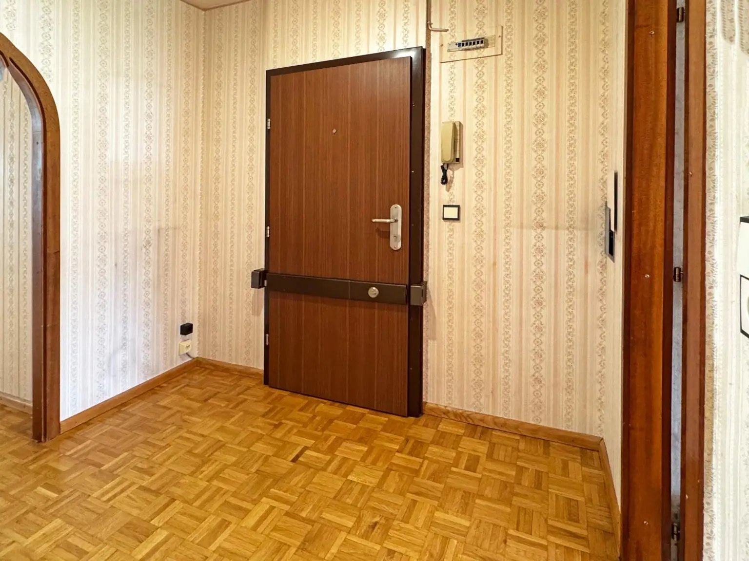 "Cooler Ausblick - Loggia und Stellplatz inklusive!"