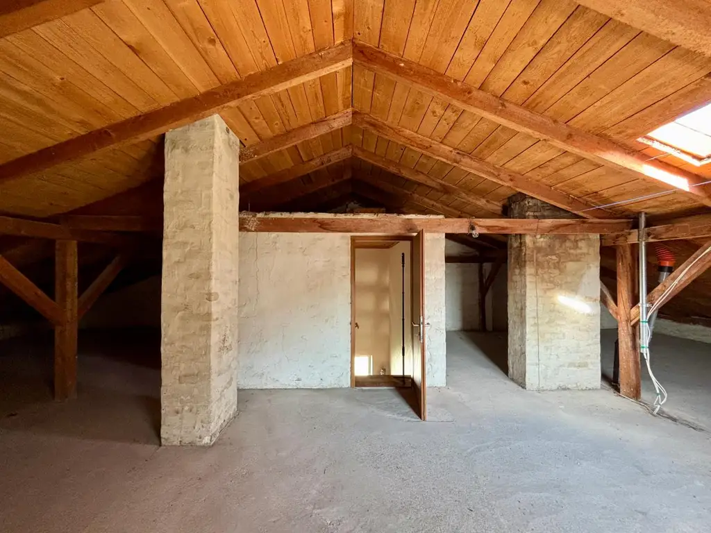 Einfamilienhaus mit großem Grund