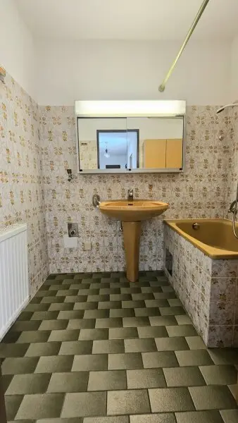 NÄHE AUER-WELSBACH-PARK: Durch Umbau 2 Schlafzimmer möglich - Ruhelage!
